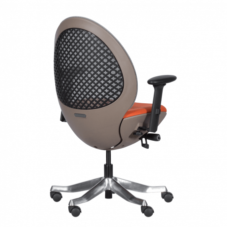 Детски стол OVE - оранжев ⋙ на цена от 564.00лв  - Allegro-bg.com