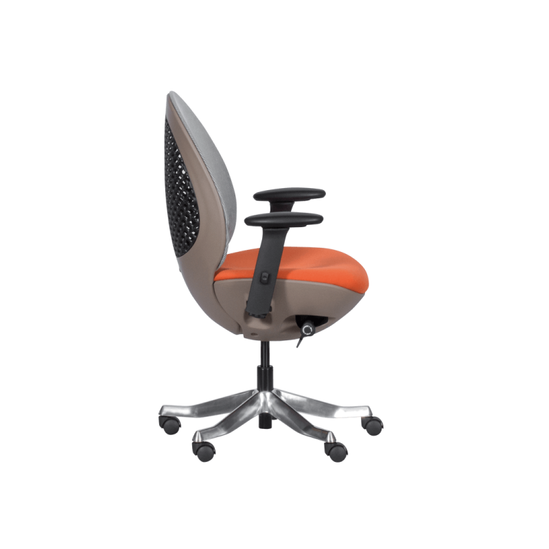 Детски стол OVE - оранжев ⋙ на цена от 564.00лв  - Allegro-bg.com