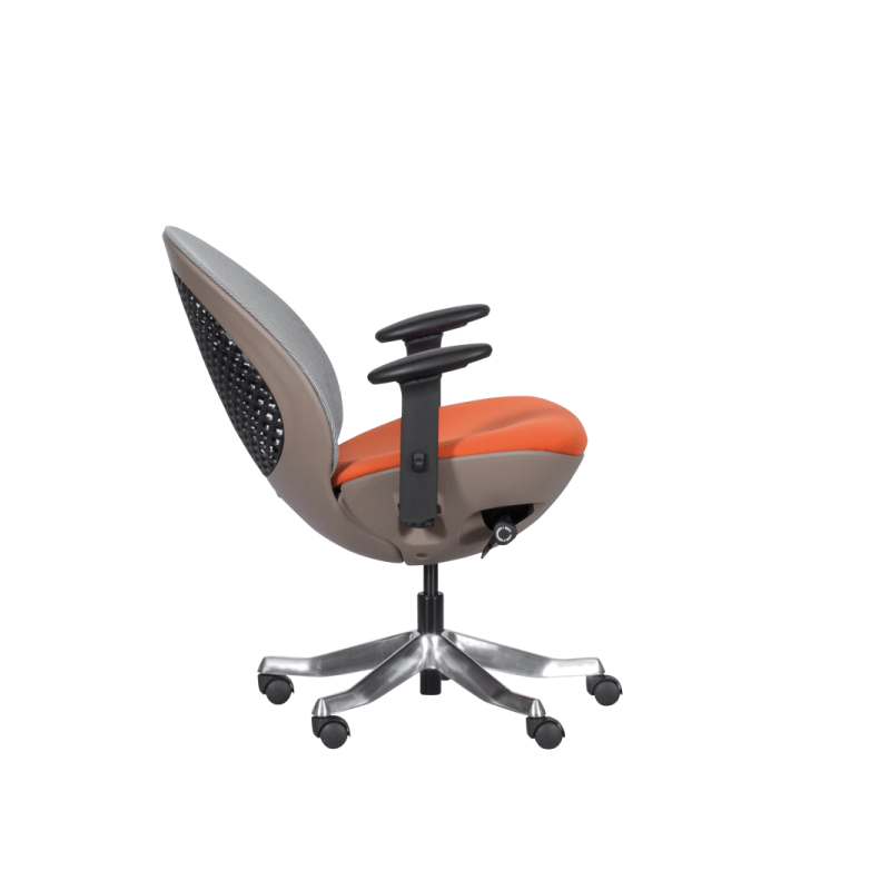 Детски стол OVE - оранжев ⋙ на цена от 564.00лв  - Allegro-bg.com