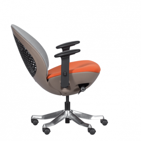 Детски стол OVE - оранжев ⋙ на цена от 564.00лв  - Allegro-bg.com