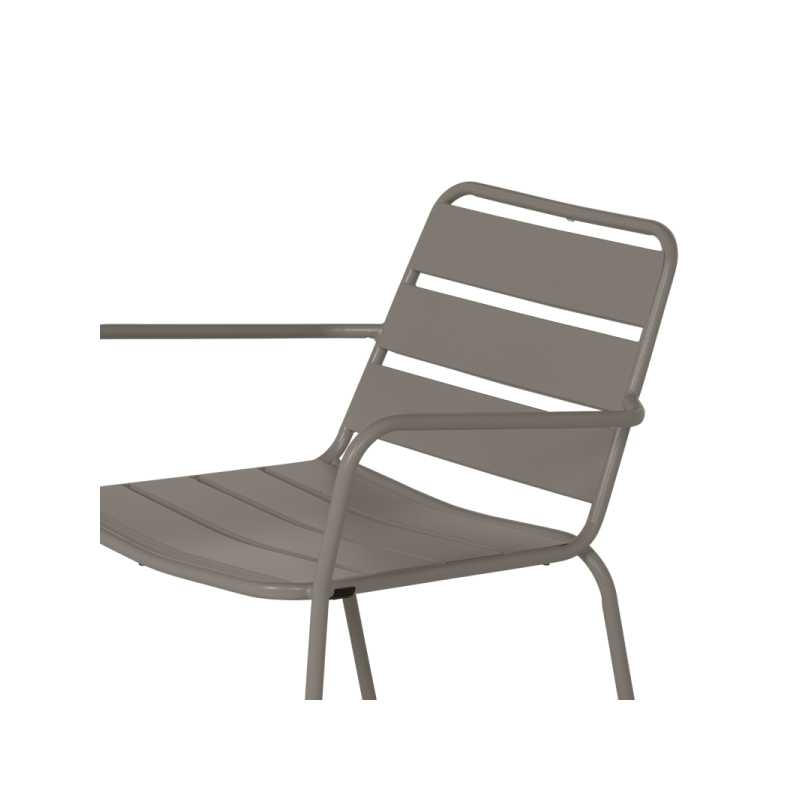 Метален градински стол  ⋙ на цена от 158.40лв  - Allegro-bg.com