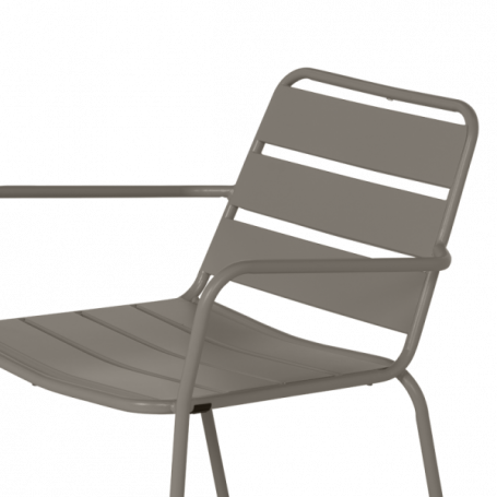 Метален градински стол  ⋙ на цена от 158.40лв  - Allegro-bg.com