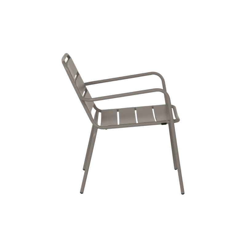 Метален градински стол  ⋙ на цена от 158.40лв  - Allegro-bg.com