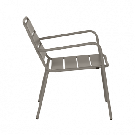 Метален градински стол  ⋙ на цена от 158.40лв  - Allegro-bg.com